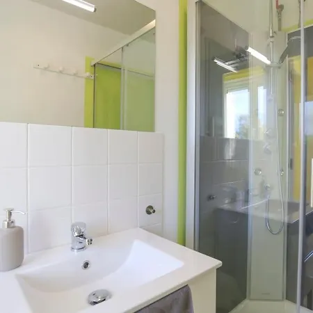 Sans Vis-a-vis Proche Du Centre-ville * Дуэ